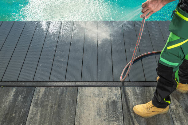 Best Deck Cleaning Services  in Pine Hills, CA